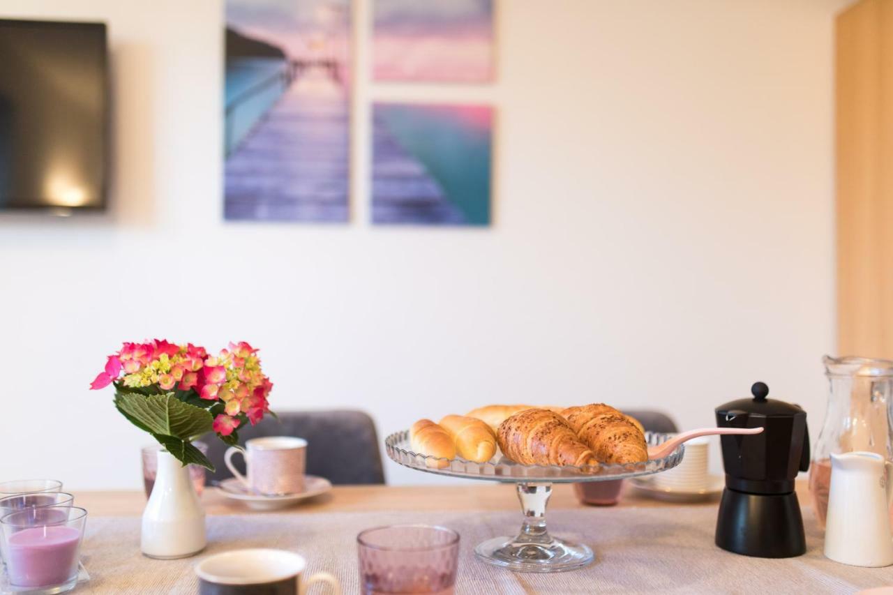 Apartment Adrijana Vrbnik Ngoại thất bức ảnh